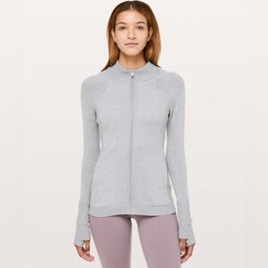 LULULEMON 8 Time to thrive grey merino wool  slim fit sweat wicking sweater